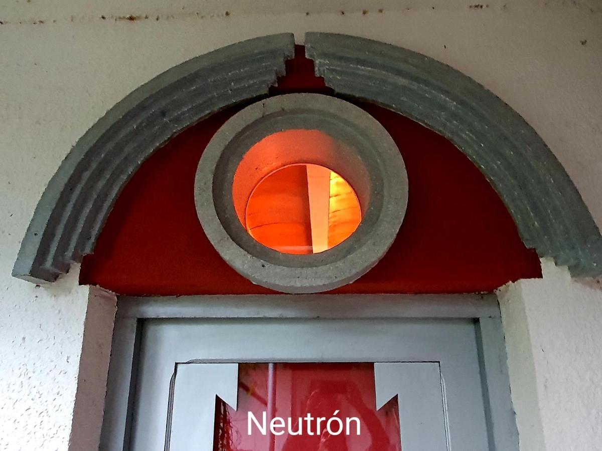 Apartament Zentral Club Neutron-Jacuzzi Belmonte De Miranda Zewnętrze zdjęcie